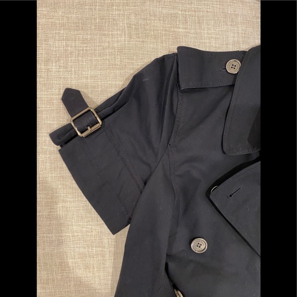 ❌SOLD❌ BURBERRY (Rare) Short-sleeved Double-breasted Top - Picture 7 of 7